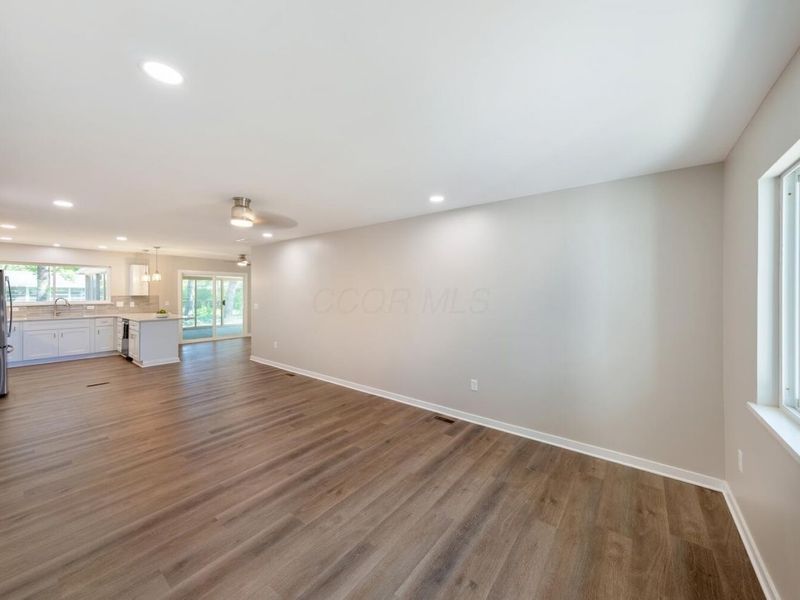 270 Huber Village Boulevard, Westerville, OH 43081 Photo 8