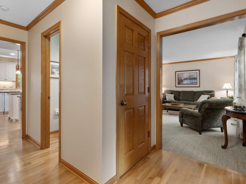 4433 Landmark Lane, Hilliard, OH 43026 Photo 9