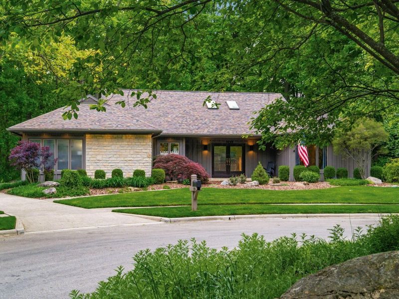 7155 Wellington Court, Dublin, OH 43016 Photo 3