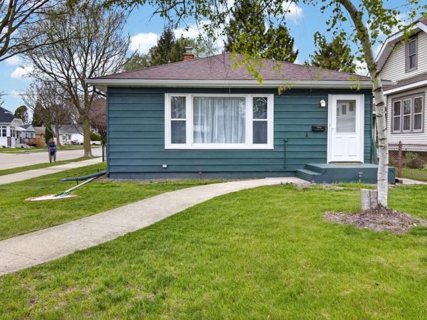 2300 Geneva St, Racine, WI 53402