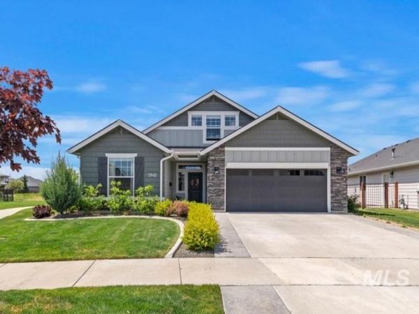 5948 W Hamm Ln, Eagle, ID 83616