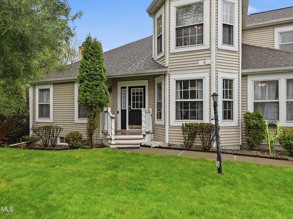 173 Killarney Drive, Niskayuna, NY 12309