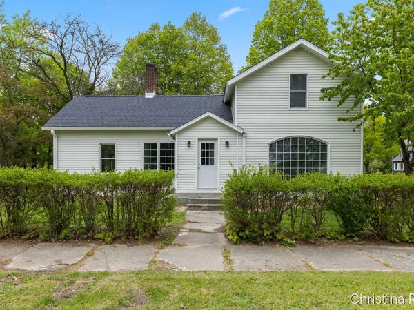 131 Third Street, Lakeview, MI 48850