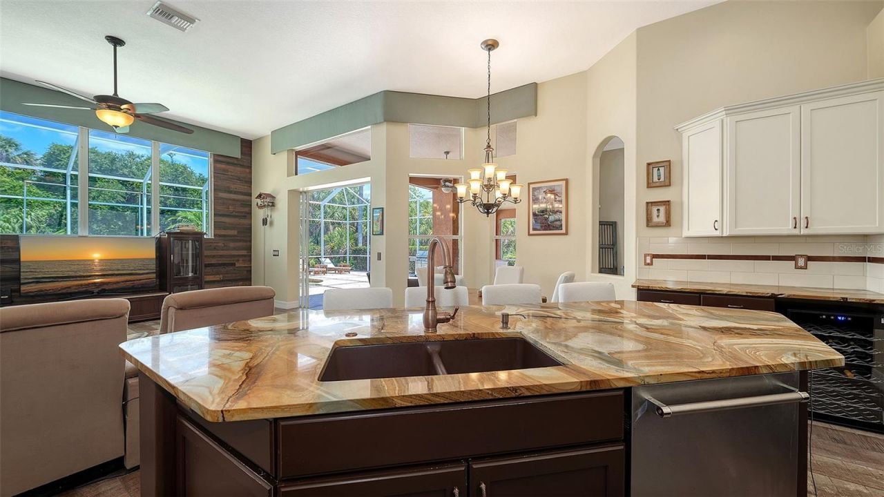 6148 Palomino Circle, Bradenton, FL 34201 Photo