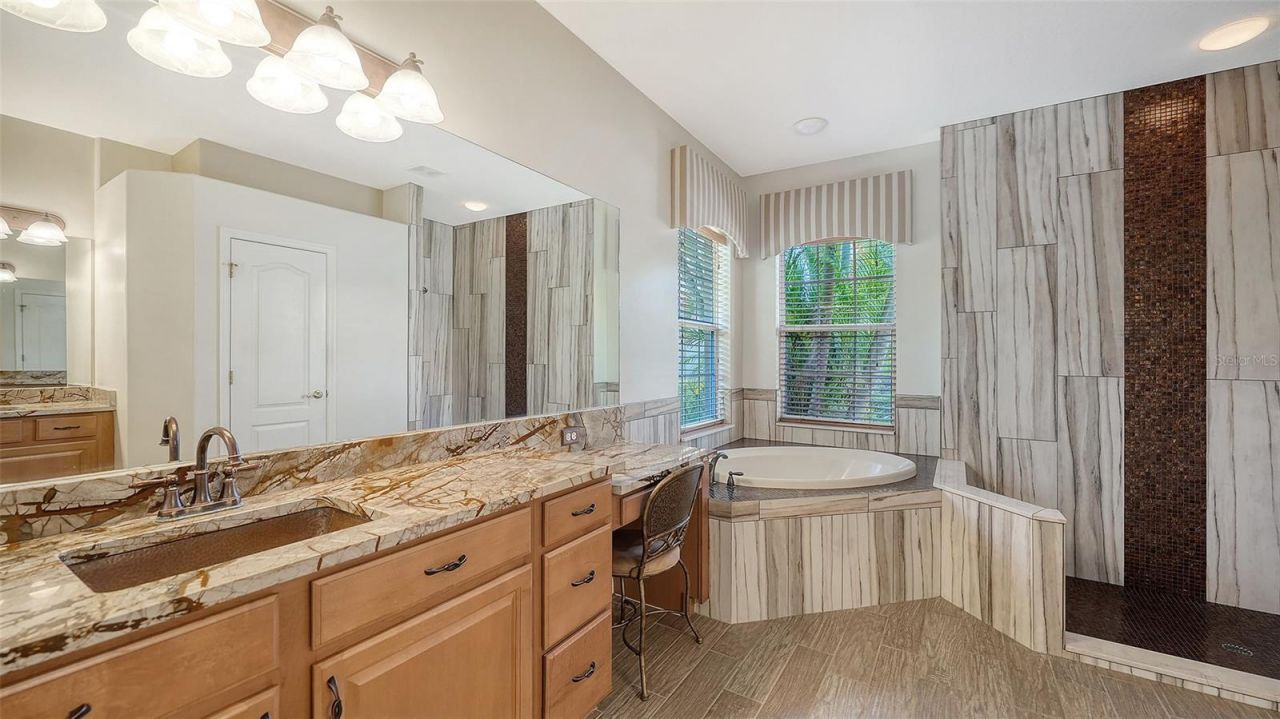 6148 Palomino Circle, Bradenton, FL 34201 Photo