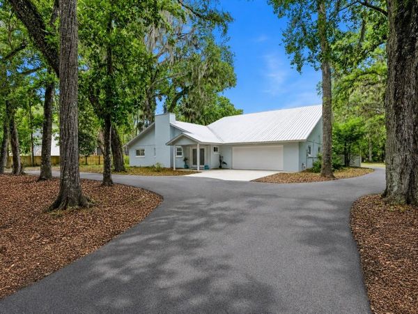 555 WILDWOOD DRIVE , NEW SMYRNA BEACH, FL 32168