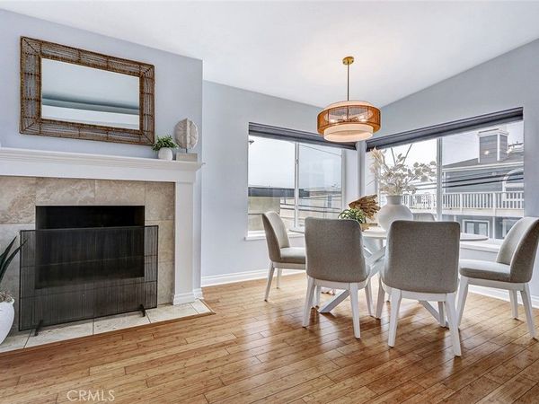 320 31st Street, Manhattan Beach, CA 90266