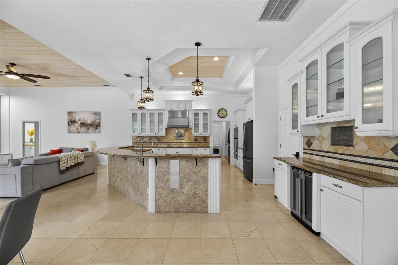 6353 W Maclaurin Drive, Tampa, FL 33647 Photo