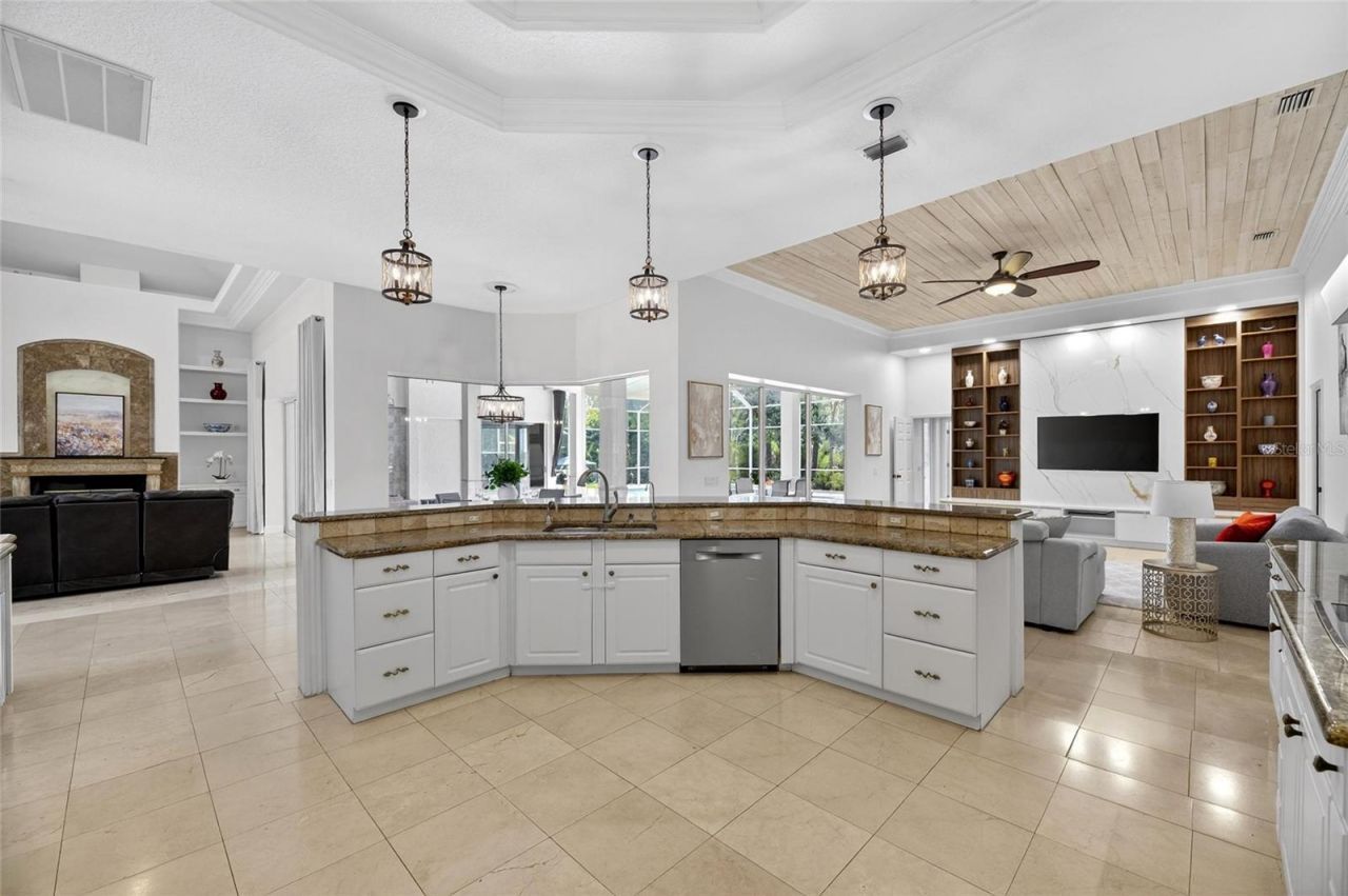 6353 W Maclaurin Drive, Tampa, FL 33647 Photo