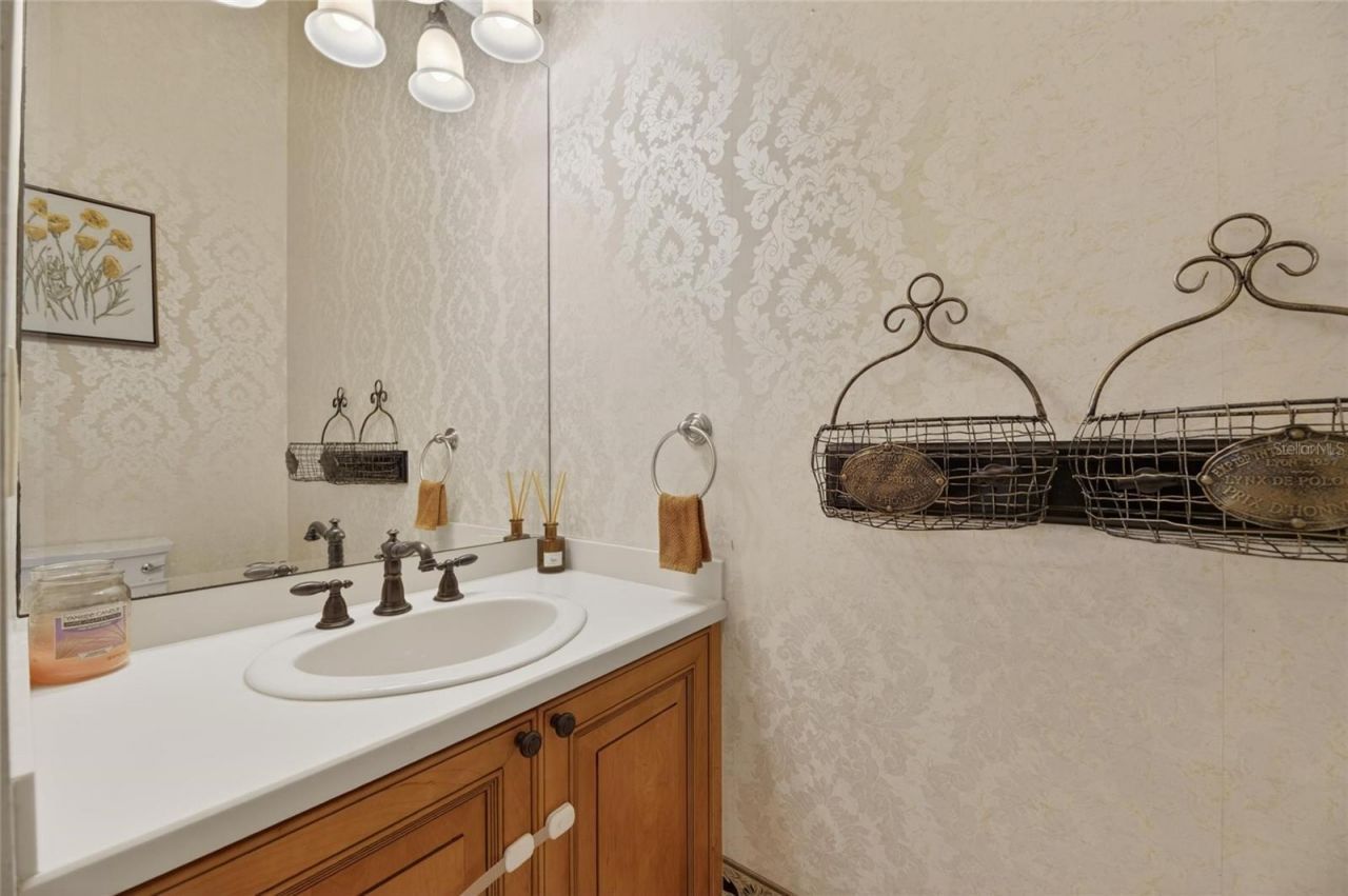 6353 W Maclaurin Drive, Tampa, FL 33647 Photo