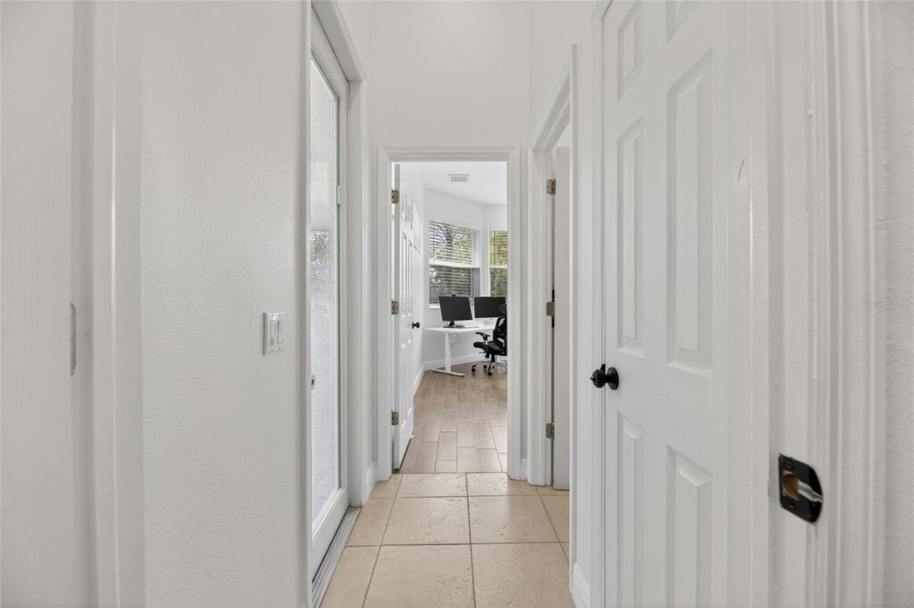 6353 W Maclaurin Drive, Tampa, FL 33647 Photo
