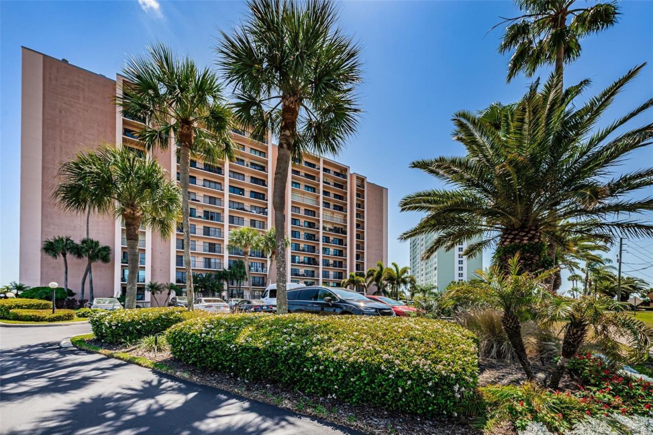 51 Island Way, Unit 306, Clearwater Beach, FL 33767 Photo