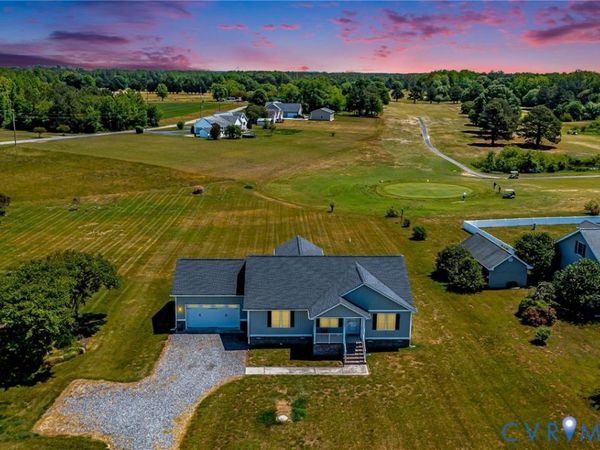 1013 Ridge Road , Callao, VA 22435