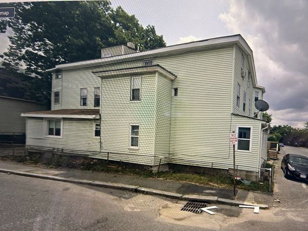 7 Liberty St, Worcester, MA 01605