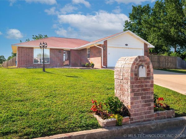 1945 Green Meadows Drive, McAlester, OK 74501