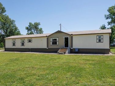 750 E 20th Street, Pawhuska, OK 74056