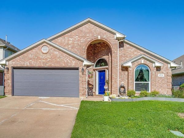 8713 Sunset Trace Drive , Fort Worth, TX 76244