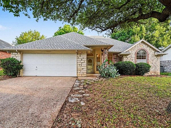 1504 Clover Lane, Granbury, TX 76048