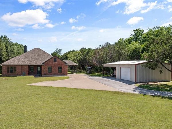 425 Indian Mountain Court, Granbury, TX 76048