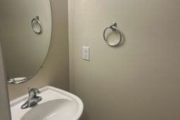 7940 Shadow Oak Drive photo 4