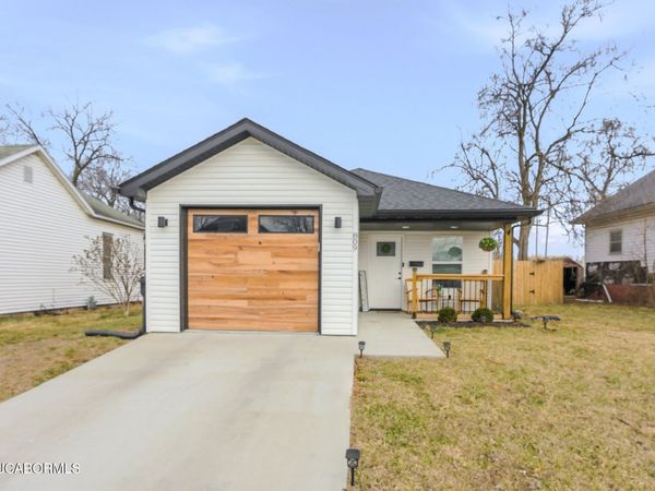 809 CONCANNON STREET, Moberly, MO 65270
