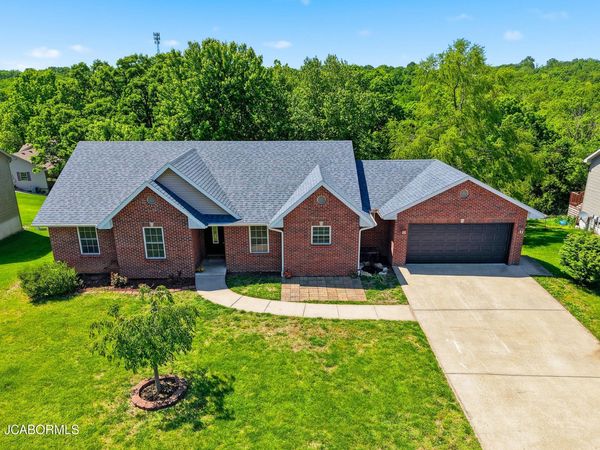 1192 CHOCTAW RIDGE DRIVE, Holts Summit, MO 65043