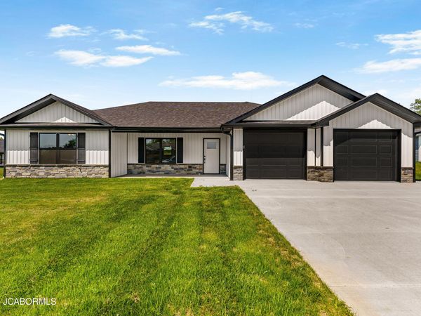 133 POELKER PLACE, Jefferson City, MO 65109