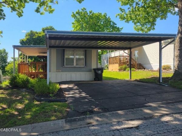 19803 E 47 STREET, Blue Springs, MO 64015