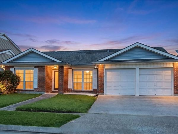 3105 SWEET GUM Drive, Harvey, LA 70058