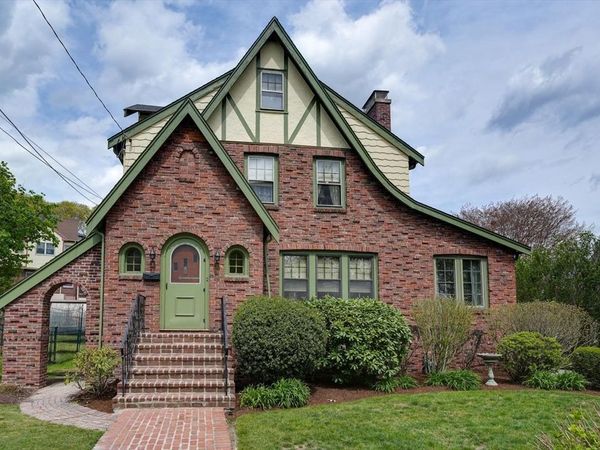 11 Venner Road, Arlington, MA 02476