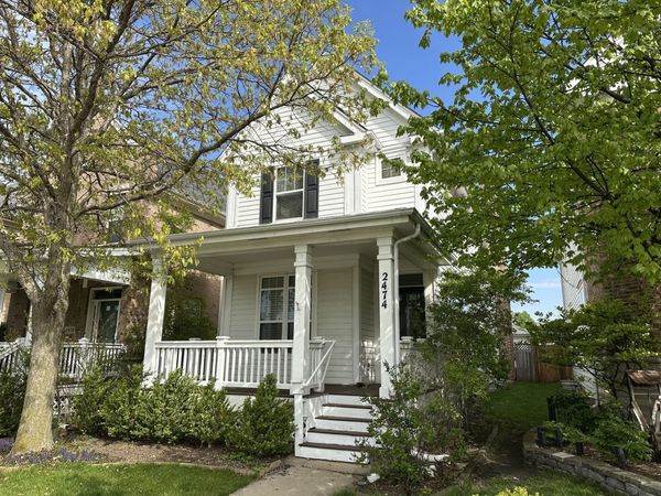 2474 W LAKE Avenue , Glenview, IL 60026