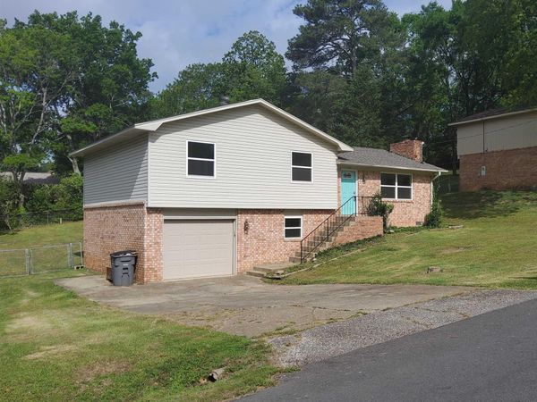 204 GLADSTONE Street, Hot Springs, AR 71913