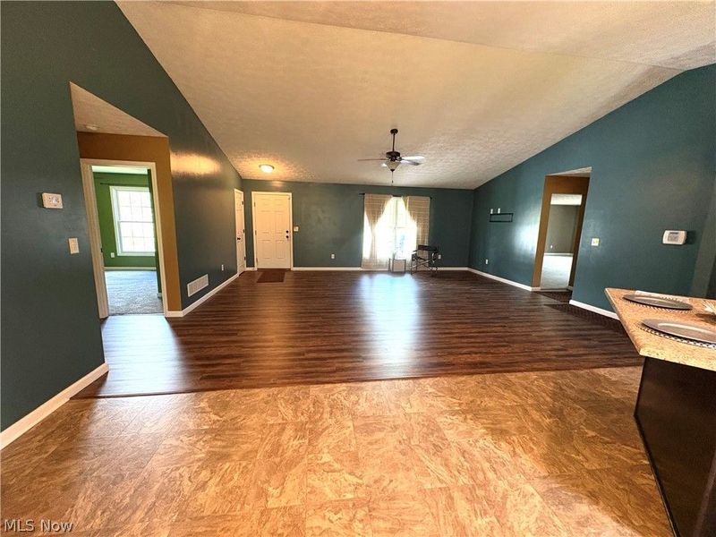 40900 Havenwood Drive, Belmont, OH 43718 Photo 11
