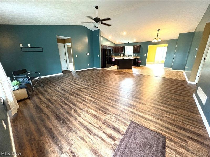40900 Havenwood Drive, Belmont, OH 43718 Photo 7