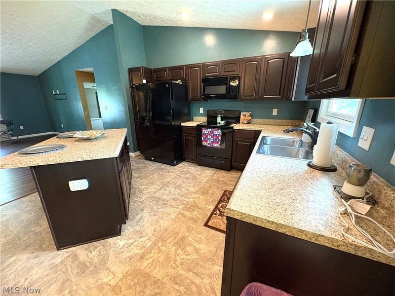 40900 Havenwood Drive, Belmont, OH 43718 Photo 9