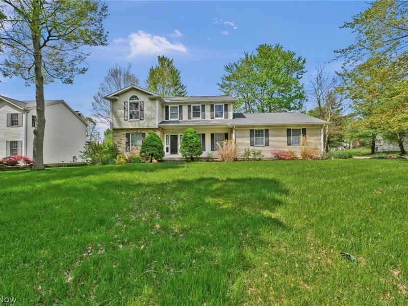 1127 Deepwood Drive , Macedonia, OH 44056 Photo 2