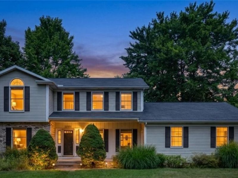 1127 Deepwood Drive , Macedonia, OH 44056 Photo 5