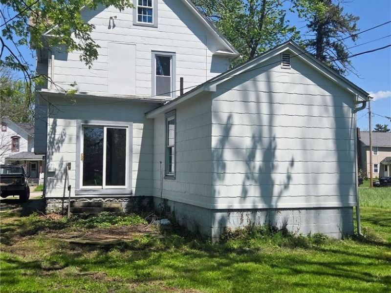 324 11th Street, Elyria, OH 44035 Photo 2