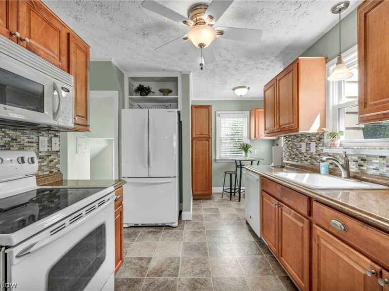 2181 Cranston Road, University Heights, OH 44118 Photo 15