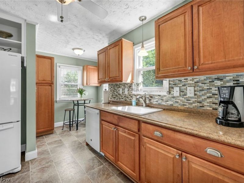2181 Cranston Road, University Heights, OH 44118 Photo 16