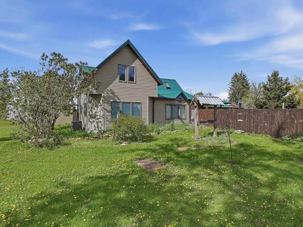 1194 COUNTY ROAD D, Almond, WI 54909