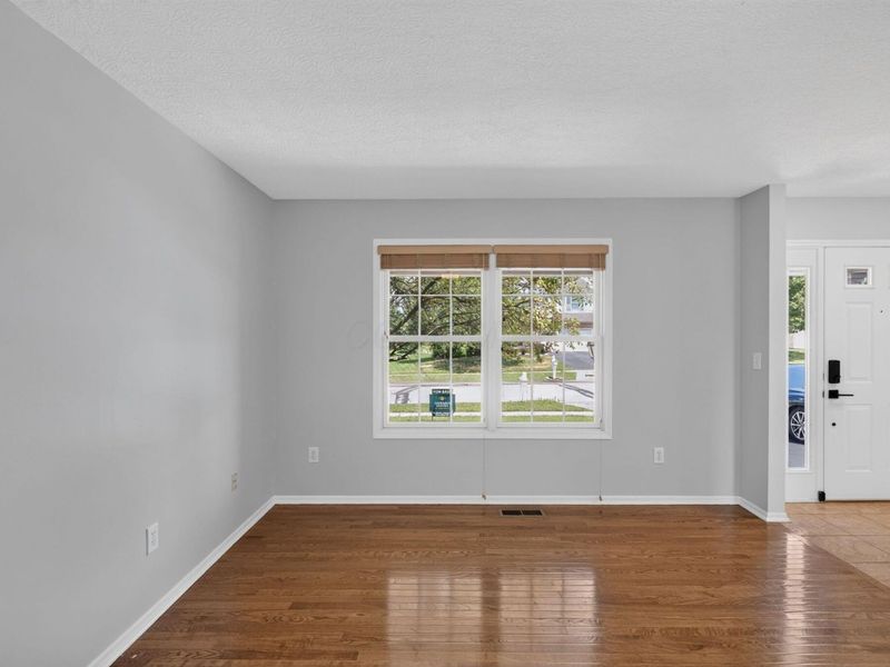 1658 Geranium Drive, Lewis Center, OH 43035 Photo 10