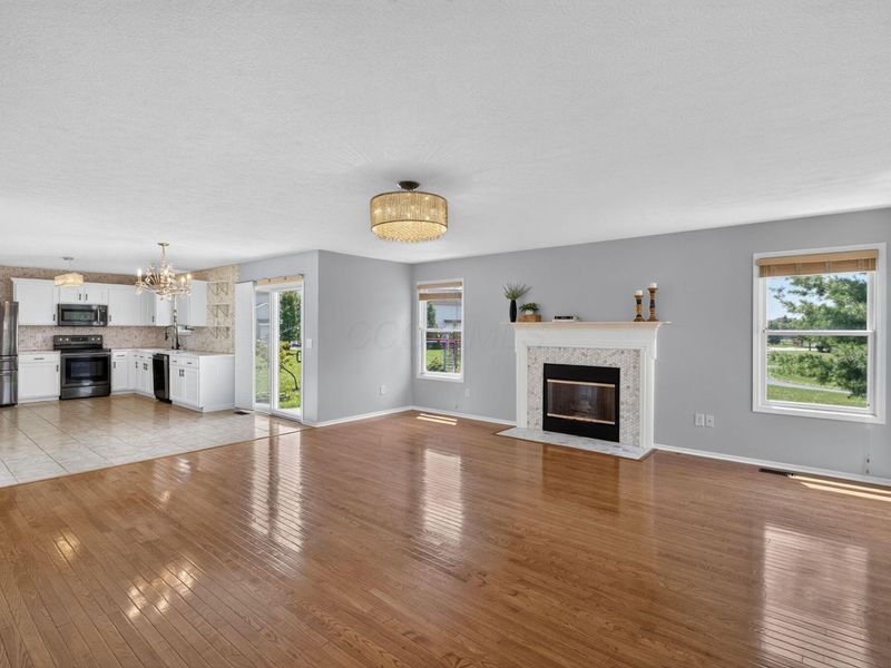 1658 Geranium Drive, Lewis Center, OH 43035 Photo 3