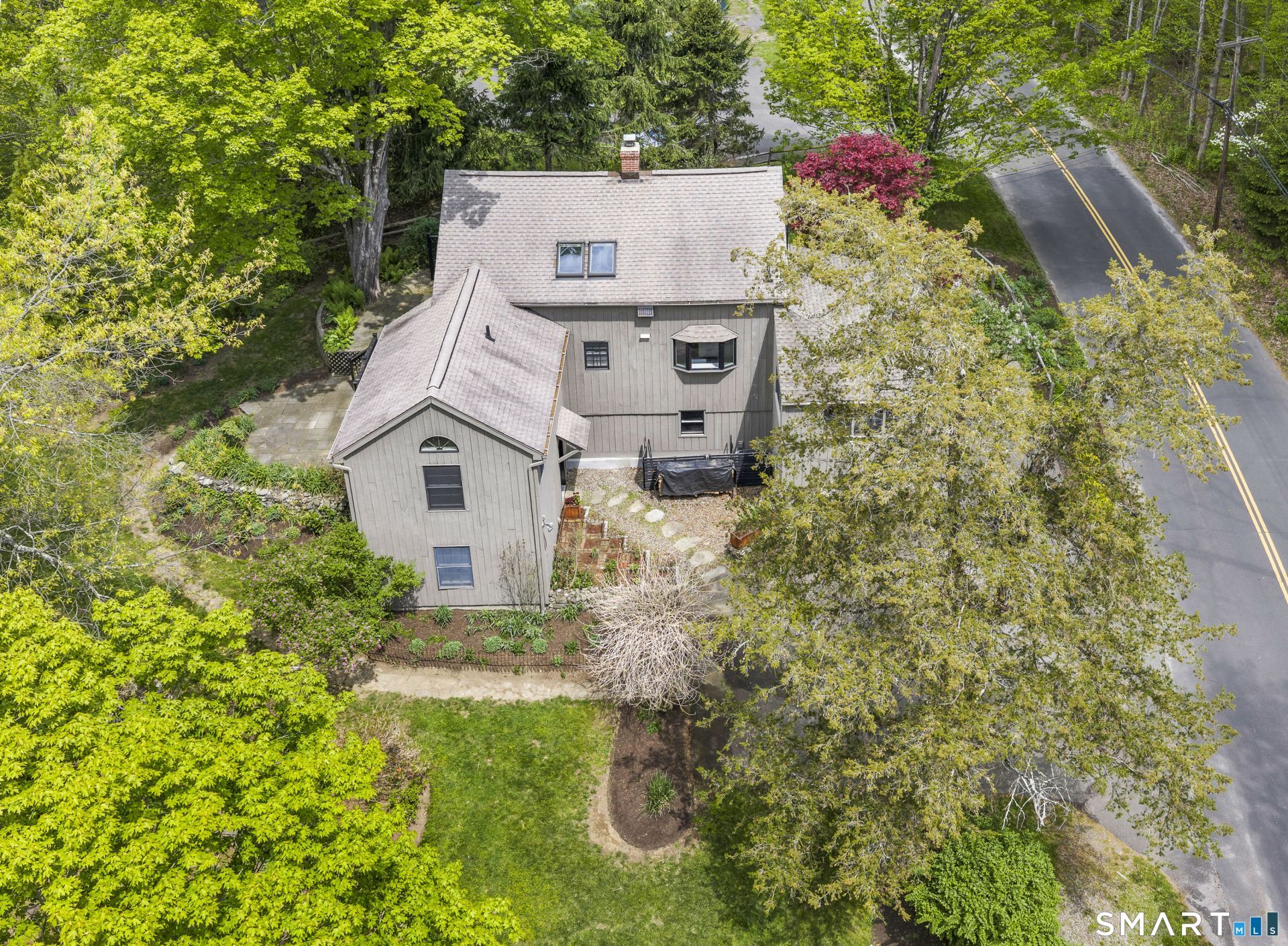 19 Farrell, Newtown, CT 06470 Main Photo