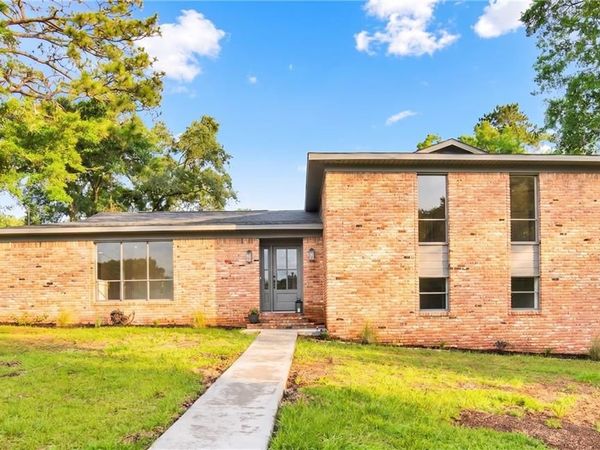 4724 St Dominic Place , Mobile, AL 36693