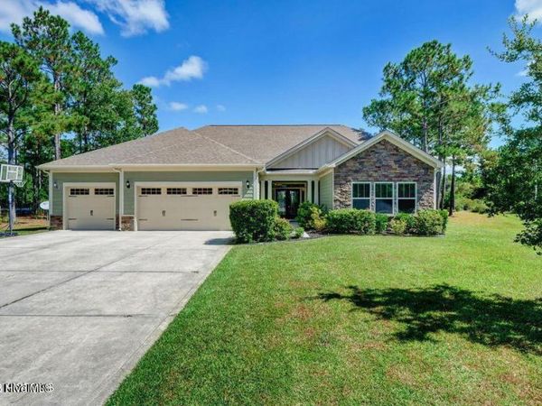 111 Teal Court , Sneads Ferry, NC 28460