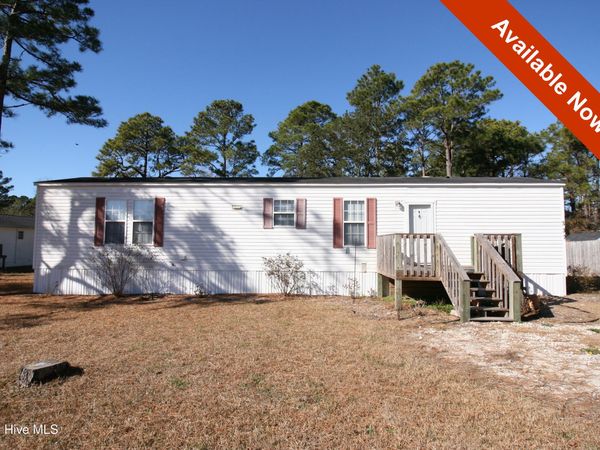 337 Dwight Street , Holly Ridge, NC 28445