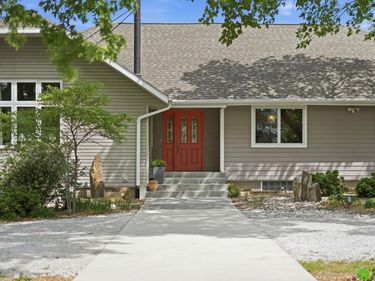 17879 S 68th Street , Hickman, NE 68372
