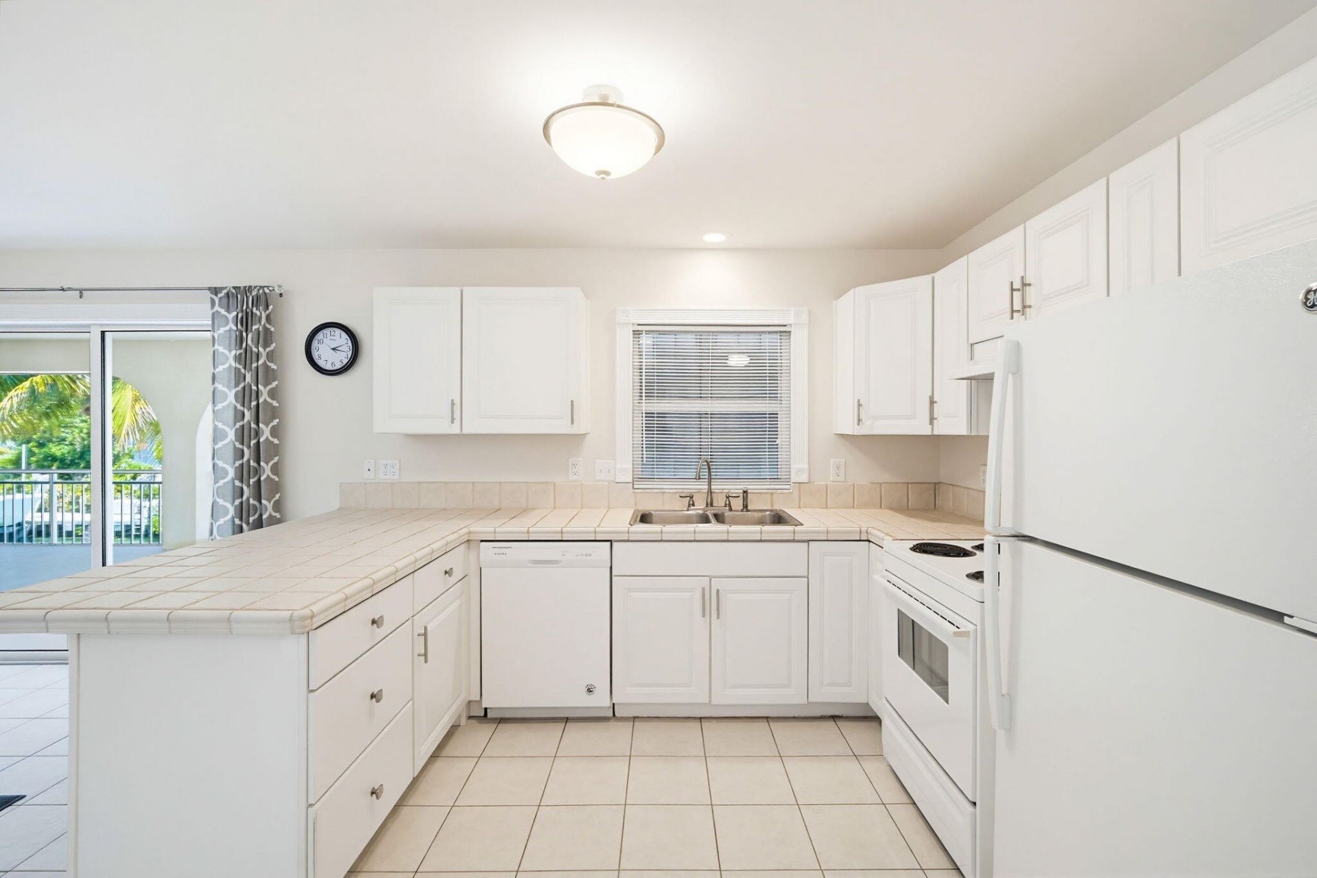 17286 Jamaica Lane, Sugarloaf, FL 33042 Photo