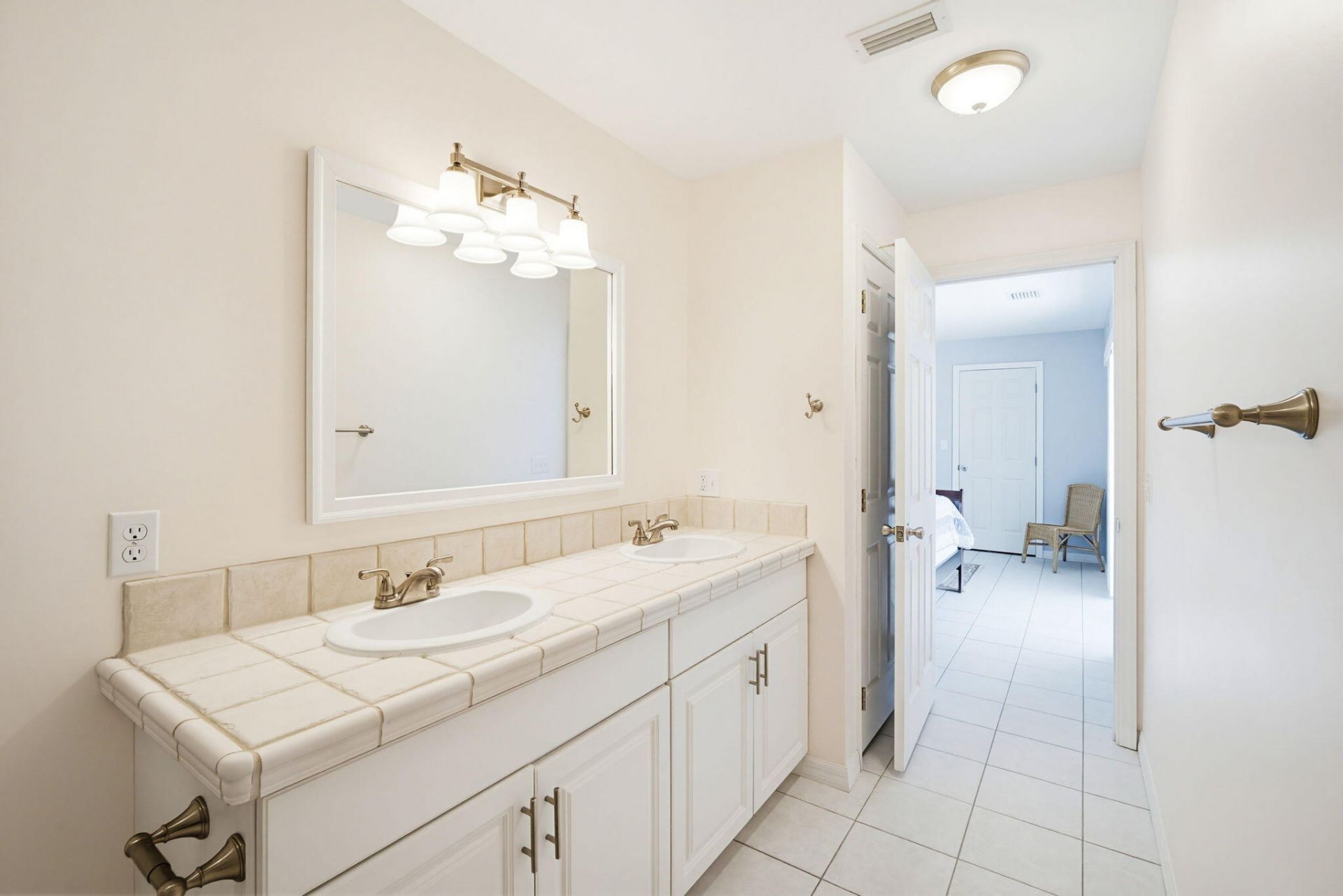 17286 Jamaica Lane, Sugarloaf, FL 33042 Photo